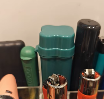 Lighter case with "Extra Storage"